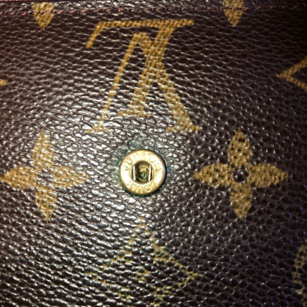 Louis Vuitton Monogram Wallet - Picture 5 of 10